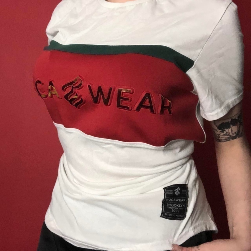 White green and red rockawear tee shirt 🤍❤️
